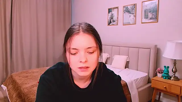 marshmallowee online show from February 25, 2026, 3:32 pm