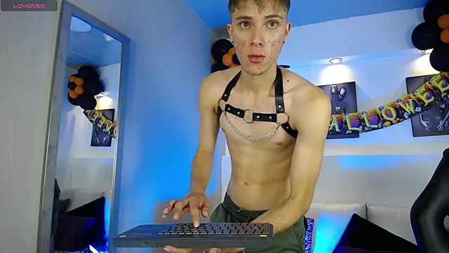 Robbin Blaze online show from October 25, 2025, 5:48 am