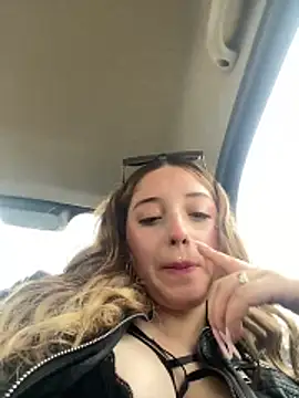 Baby  Otaku online show from February 6, 2026, 3:37 pm