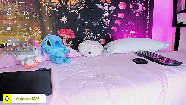 Snapshot of Maddy_rosse12 chatting on December 3, 2025, 10:30 pm Maddy rosse12 online show from December 3, 2025, 10:30 pm