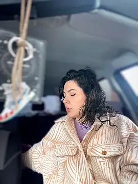 MeekyRich online show from March 27, 2026, 3:12 am