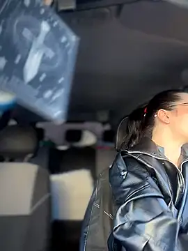 MeekyRich online show from April 2, 2026, 2:31 am