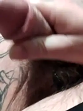 Snapshot of Tattyrob87 chatting on December 17, 2025, 12:05 am Tattyrob87 online show from December 17, 2025, 12:05 am