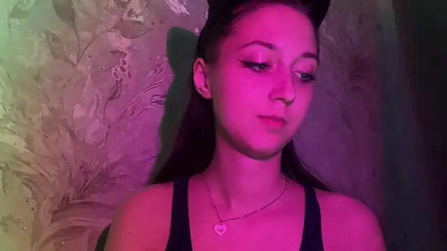 Snapshot of YourTemptation_ chatting on December 3, 2025, 2:26 pm YourTemptation online show from December 3, 2025, 2:26 pm