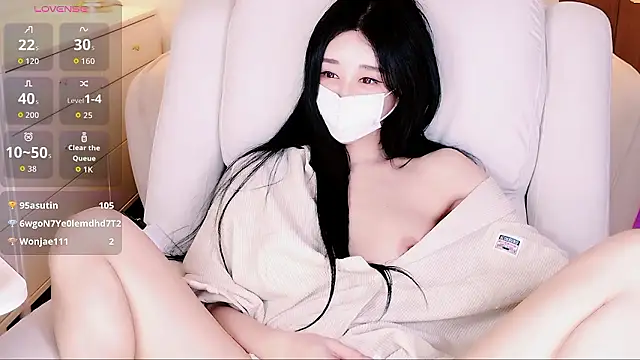 hotseah online show from November 19, 2025, 10:26 am