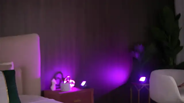 Snapshot of ChloeDevine chatting on October 27, 2025, 5:11 am ChloeDevine online show from October 27, 2025, 5:11 am