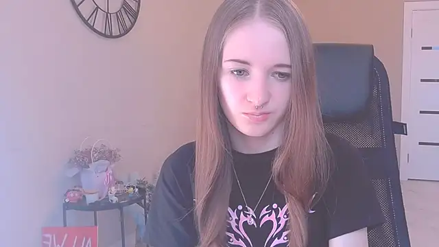 KateKayer online show from September 16, 2025, 8:48 am