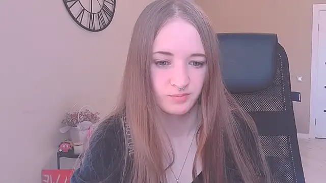 KateKayer online show from September 25, 2025, 8:40 am