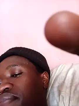 Snapshot of Thenaughtyboy360 chatting on September 17, 2025, 9:44 am Thenaughtyboy360 online show from September 17, 2025, 9:44 am