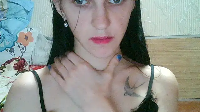Snapshot of Casey_Jeannie chatting on April 4, 2026, 10:18 pm Casey Jeannie online show from April 4, 2026, 10:18 pm