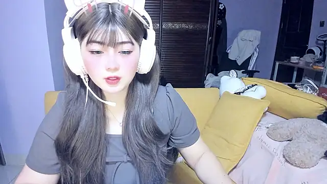 yuki3366 online show from February 15, 2026, 1:20 pm