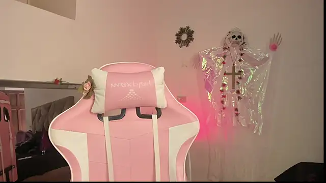 Snapshot of Paprika_ chatting on October 26, 2025, 6:36 pm Paprika online show from October 26, 2025, 6:36 pm