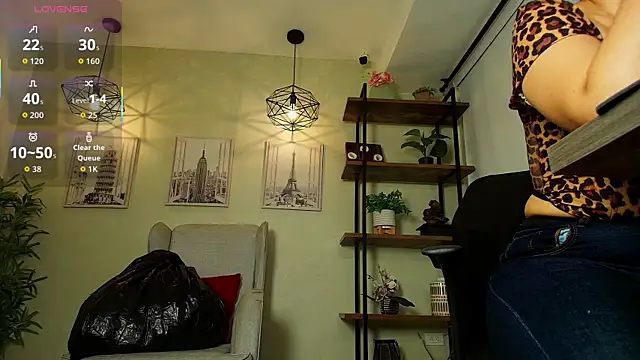 Snapshot of _Victoria_Collins chatting on February 13, 2026, 10:33 am Victoria Collins online show from February 13, 2026, 10:33 am