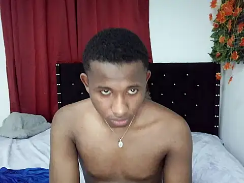 Luis123- online show from November 23, 2025, 7:57 pm