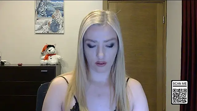 Wild Silk Desire online show from November 29, 2025, 2:42 pm