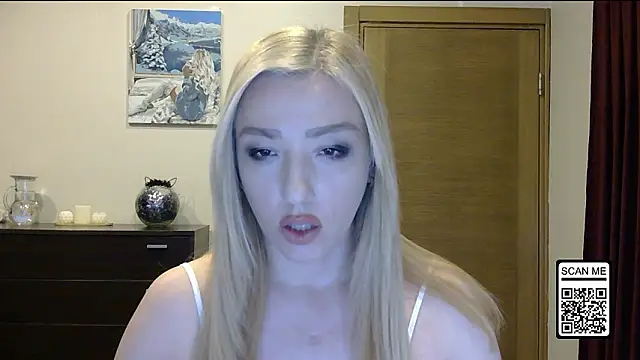 Snapshot of Wild_Silk_Desire chatting on February 1, 2026, 3:10 pm Wild Silk Desire online show from February 1, 2026, 3:10 pm