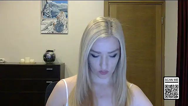 Snapshot of Wild_Silk_Desire chatting on February 4, 2026, 3:40 pm Wild Silk Desire online show from February 4, 2026, 3:40 pm