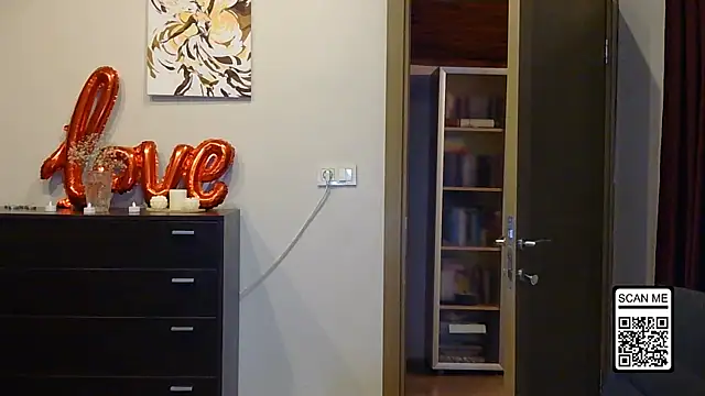 Snapshot of Wild_Silk_Desire chatting on March 8, 2026, 4:55 pm Wild Silk Desire online show from March 8, 2026, 4:55 pm