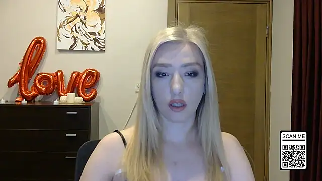 Snapshot of Wild_Silk_Desire chatting on March 24, 2026, 5:29 pm Wild Silk Desire online show from March 24, 2026, 5:29 pm