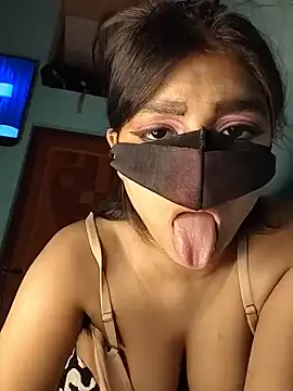Riya 35 sexy online show from May 22, 2026, 8:14 pm