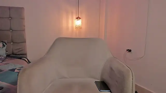 Snapshot of Santy_Stump chatting on November 7, 2025, 8:53 pm Santy Stump online show from November 7, 2025, 8:53 pm