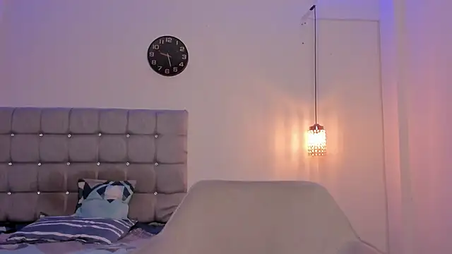 Snapshot of Santy_Stump chatting on November 8, 2025, 8:51 pm Santy Stump online show from November 8, 2025, 8:51 pm