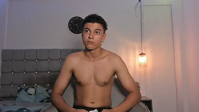 Snapshot of Santy_Stump chatting on November 24, 2025, 8:19 pm Santy Stump online show from November 24, 2025, 8:19 pm