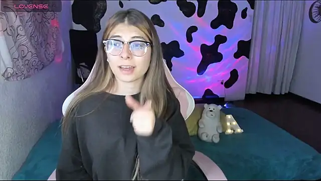 abbie jensen  online show from February 23, 2026, 2:20 am