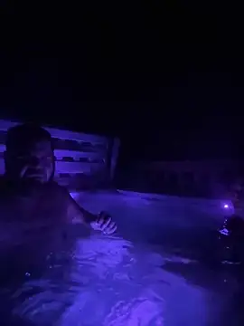 Snapshot of weready79 chatting on September 21, 2025, 1:29 am weready79 online show from September 21, 2025, 1:29 am