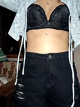 Isha Sax online show from February 21, 2026, 5:58 pm