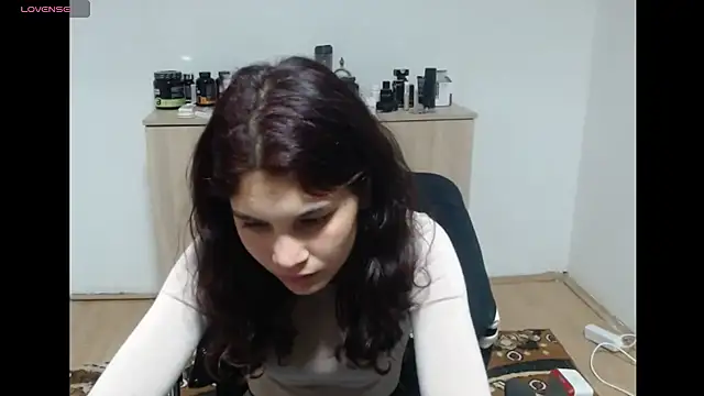 MalloryMyers online show from September 16, 2025, 7:37 pm