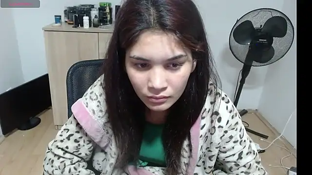 MalloryMyers online show from October 26, 2025, 6:58 pm