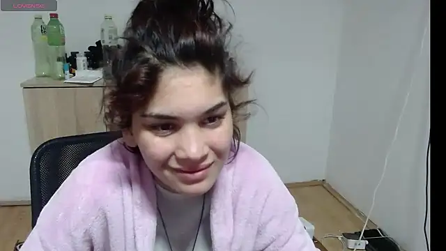 MalloryMyers online show from November 1, 2025, 8:55 pm