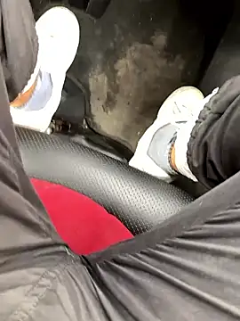 USUARIO-23 online show from January 19, 2026, 2:43 pm