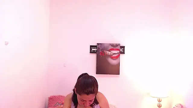 renataj online show from November 15, 2025, 9:39 am