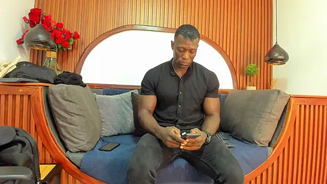 MarcusBlack  online show from October 22, 2025, 11:43 am