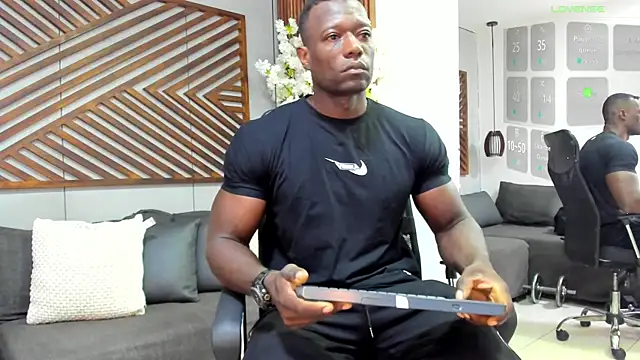 MarcusBlack  online show from November 18, 2025, 11:36 am