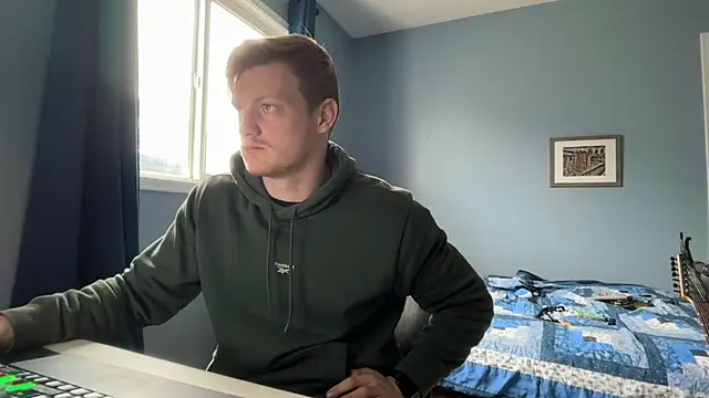 lustylyndon online show from April 2, 2026, 4:04 pm