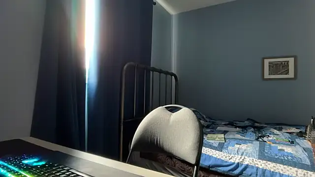 lustylyndon online show from April 3, 2026, 3:10 pm