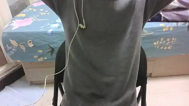 yzy 22 fun online show from February 12, 2026, 1:39 pm