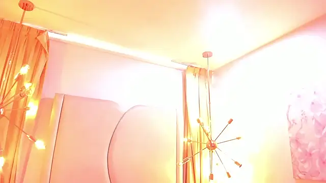 Anittatoro  online show from November 9, 2025, 6:28 pm