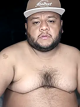 Snapshot of Osogaypardo chatting on September 23, 2025, 6:05 am Osogaypardo online show from September 23, 2025, 6:05 am