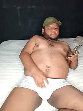 Snapshot of Osogaypardo chatting on September 25, 2025, 8:18 am Osogaypardo online show from September 25, 2025, 8:18 am