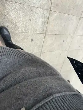 xiaoyuan01 online show from March 27, 2026, 4:29 am