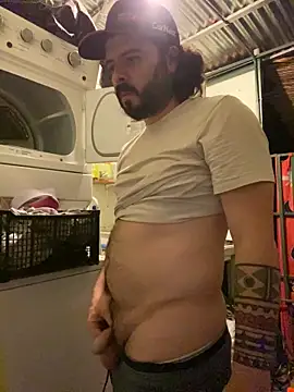 Snapshot of uto857 chatting on October 9, 2025, 1:36 am uto857 online show from October 9, 2025, 1:36 am