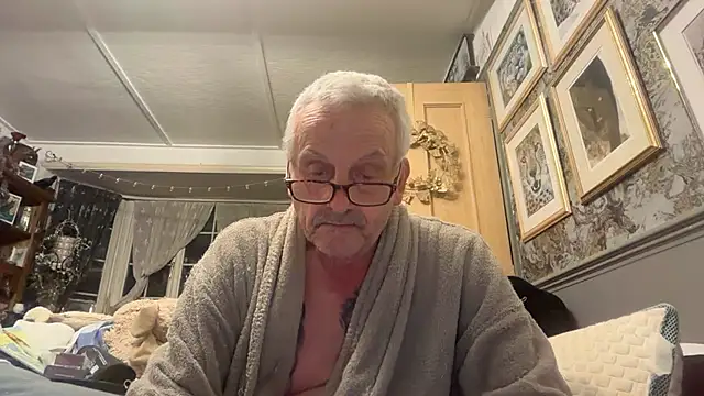 poggles online show from March 8, 2026, 9:40 pm