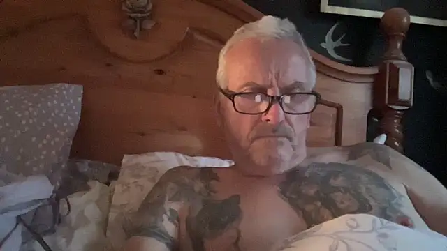 poggles online show from April 27, 2026, 7:23 pm