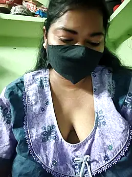 Snapshot of Liyaa_24 chatting on February 19, 2026, 4:58 pm Liyaa 24 online show from February 19, 2026, 4:58 pm