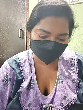 Snapshot of Liyaa_24 chatting on February 20, 2026, 8:27 am Liyaa 24 online show from February 20, 2026, 8:27 am