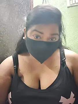 Snapshot of Liyaa_24 chatting on February 23, 2026, 4:26 pm Liyaa 24 online show from February 23, 2026, 4:26 pm